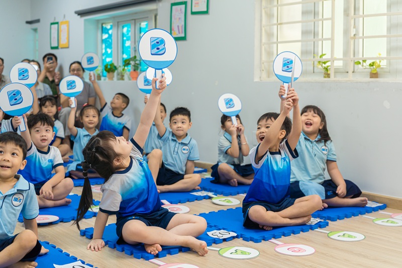 Dạy trẻ tập nghe và nói