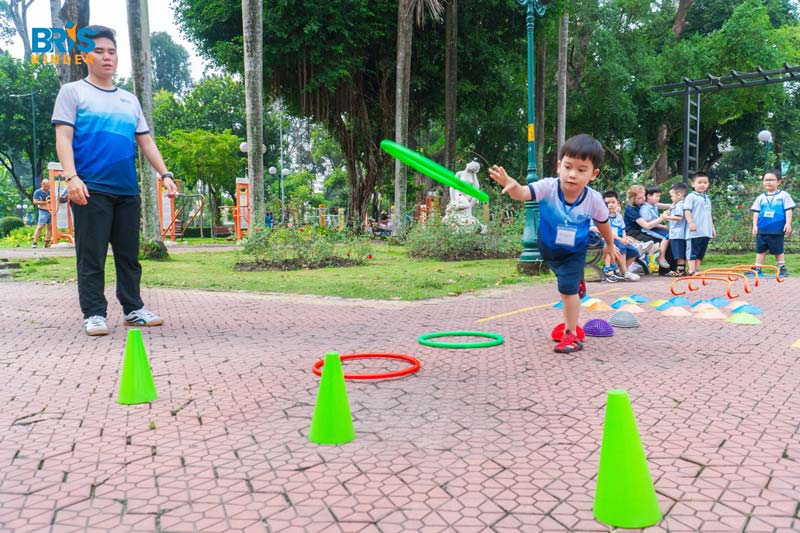 Hoạt động ngoại khóa và phát triển kỹ năng