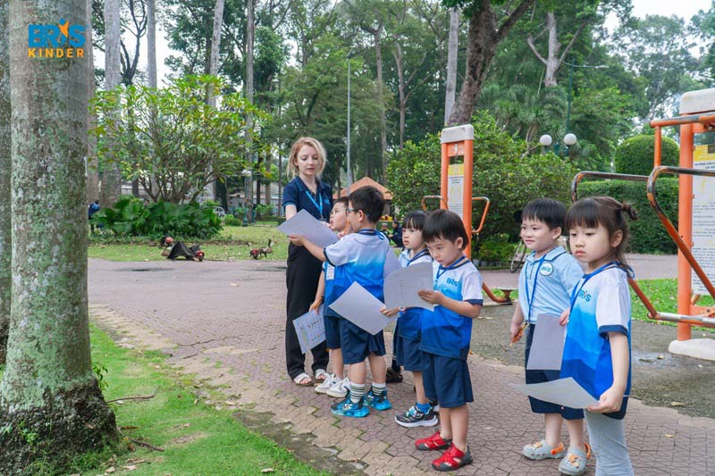 Hoạt động ngoại khóa và phát triển kỹ năng