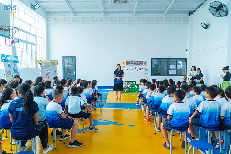 Học phí trường Quốc tế cấp 1 - Các trường sẽ cập nhật học phí theo từng năm