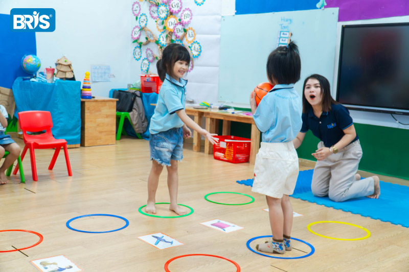 Kỹ năng sống cho trẻ em - Cha mẹ hãy cho con theo học tại trường quốc tế Bris