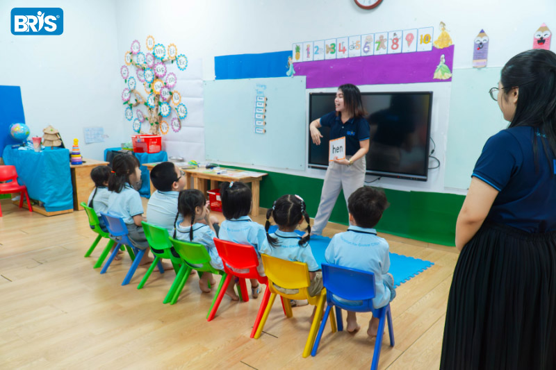 Làm thế nào để con tập trung hơn - Nên tạo ra một môi trường học tập lý tưởng cho các bé