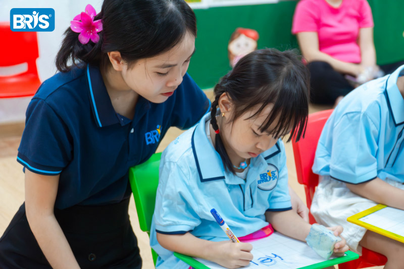 Toán mầm non 5 tuổi - Dạy toán mầm non 5 tuổi là thời điểm vàng để trẻ phát triển tư duy