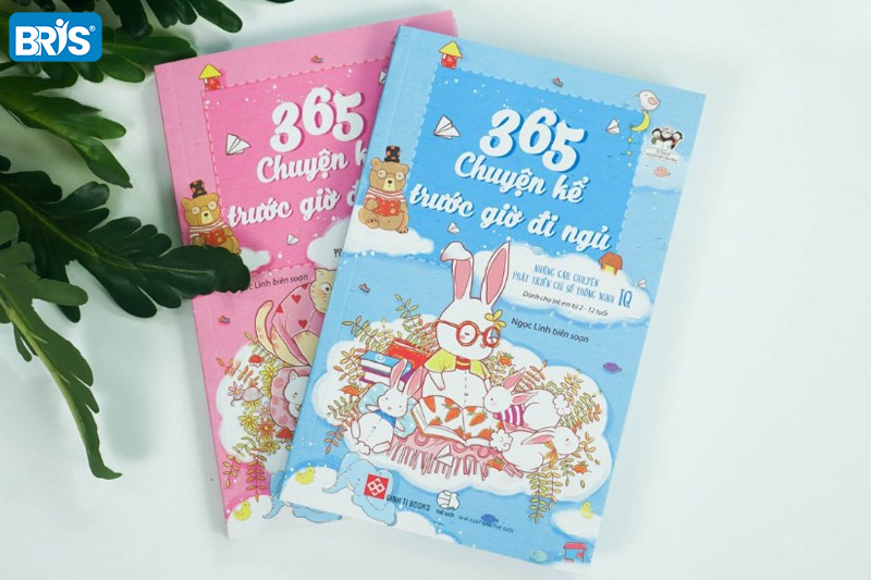 sách cho trẻ 3 tuổi - “365 truyện kể trước giờ đi ngủ” – mỗi tối vài phút đọc, nhẹ nhàng gieo bài học tích cực và nuôi dưỡng thói quen yêu sách cho bé.