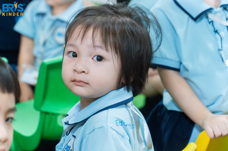 Mẫu giáo bé là mấy tuổi - Mẫu giáo bé dành cho trẻ từ 3–4 tuổi, là giai đoạn đầu giúp con làm quen môi trường học tập và phát triển toàn diện trước tiểu học.