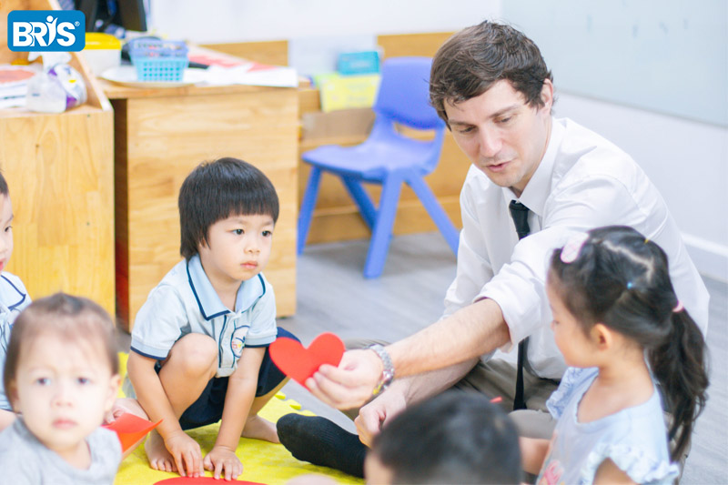 trường mầm non quận bình thạnh - Để đánh giá một ngôi trường có thực sự chất lượng hay không, phụ huynh nên căn cứ vào nhiều tiêu chuẩn