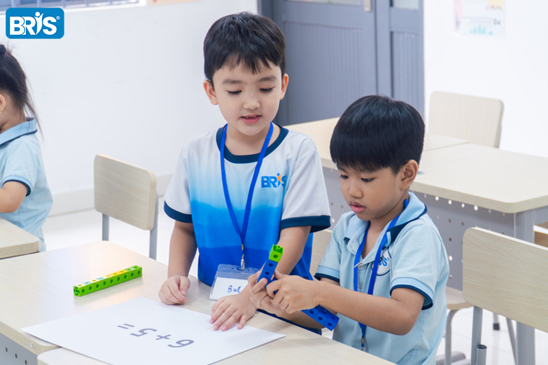 Cách dạy trẻ học số - Học số không phải để bé “giỏi sớm”, mà là để bé luyện não theo cách đơn giản nhất
