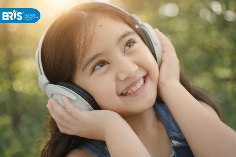 Dạy tiếng Anh cho bé mẫu giáo - Bé học tiếng anh qua việc nghe nhạc