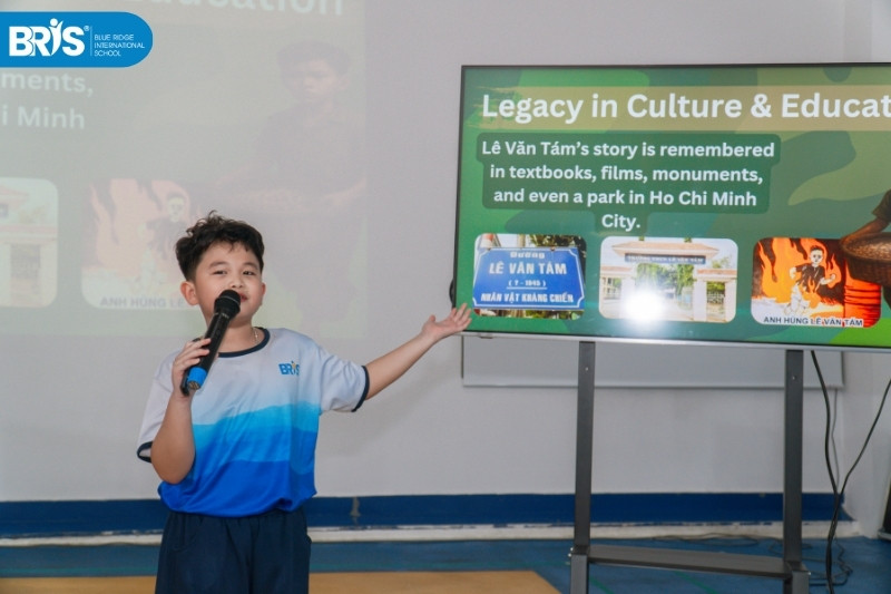 Vận dụng kiến thức liên môn tiếng Anh - Bé rèn luyện bằng cách thuyết trình