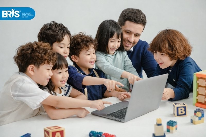 Dạy tiếng Anh cho bé mẫu giáo - Dạy bé tiếng anh thông qua hoạt động trò chơi