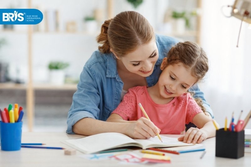 Dạy tiếng Anh cho bé mẫu giáo - Luôn khích lệ cho sự nỗ lực của bé