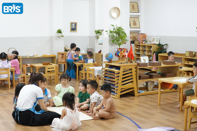 Trường mầm non Song ngữ Montessori Smiling Fingers – Tân Phú