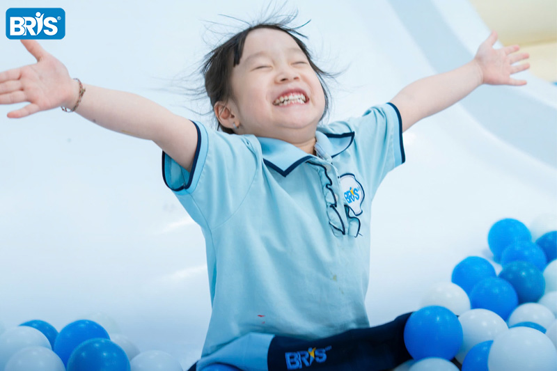 Học chữ cái cho bé 5 tuổi - Học chữ cái sớm giúp trẻ tự tin và không bỡ ngỡ khi bước vào lớp 1