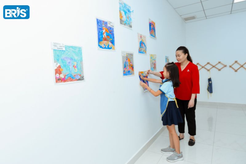 Cách dạy con ngang bướng - Môi trường giáo dục phù hợp chính là “chìa khóa” giúp định hướng và phát triển tính cách của trẻ