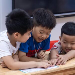 Chuẩn bị kỹ năng từ sớm giúp trẻ bước vào lớp 1 với tâm thế thoải mái hơn.